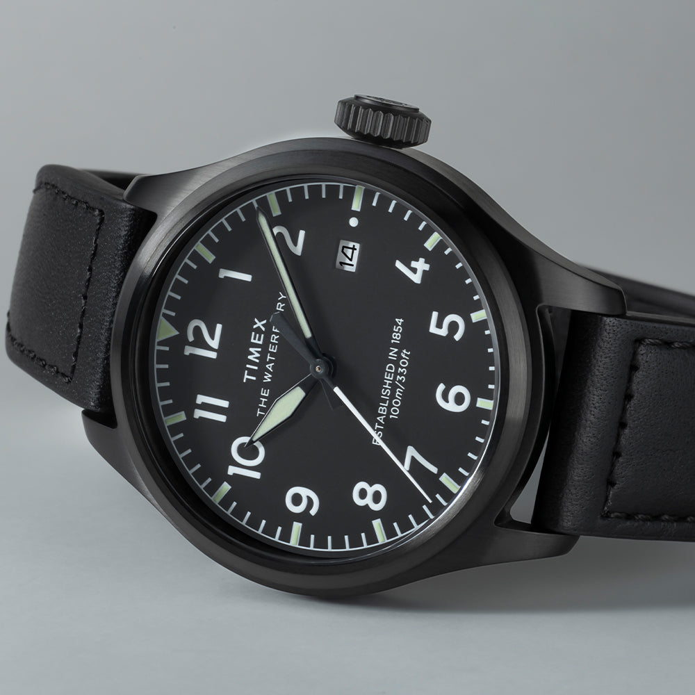Waterbury Ace Date 41mm Leather Band