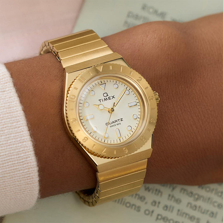 Q Timex Mini 3-Hand 30mm Stainless Steel Band