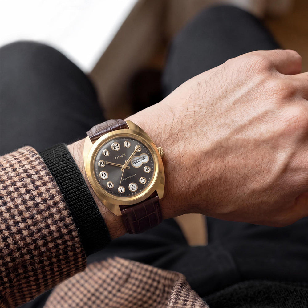 1976 Rotary Phone Reissue Day-Date 37mm Leather Band