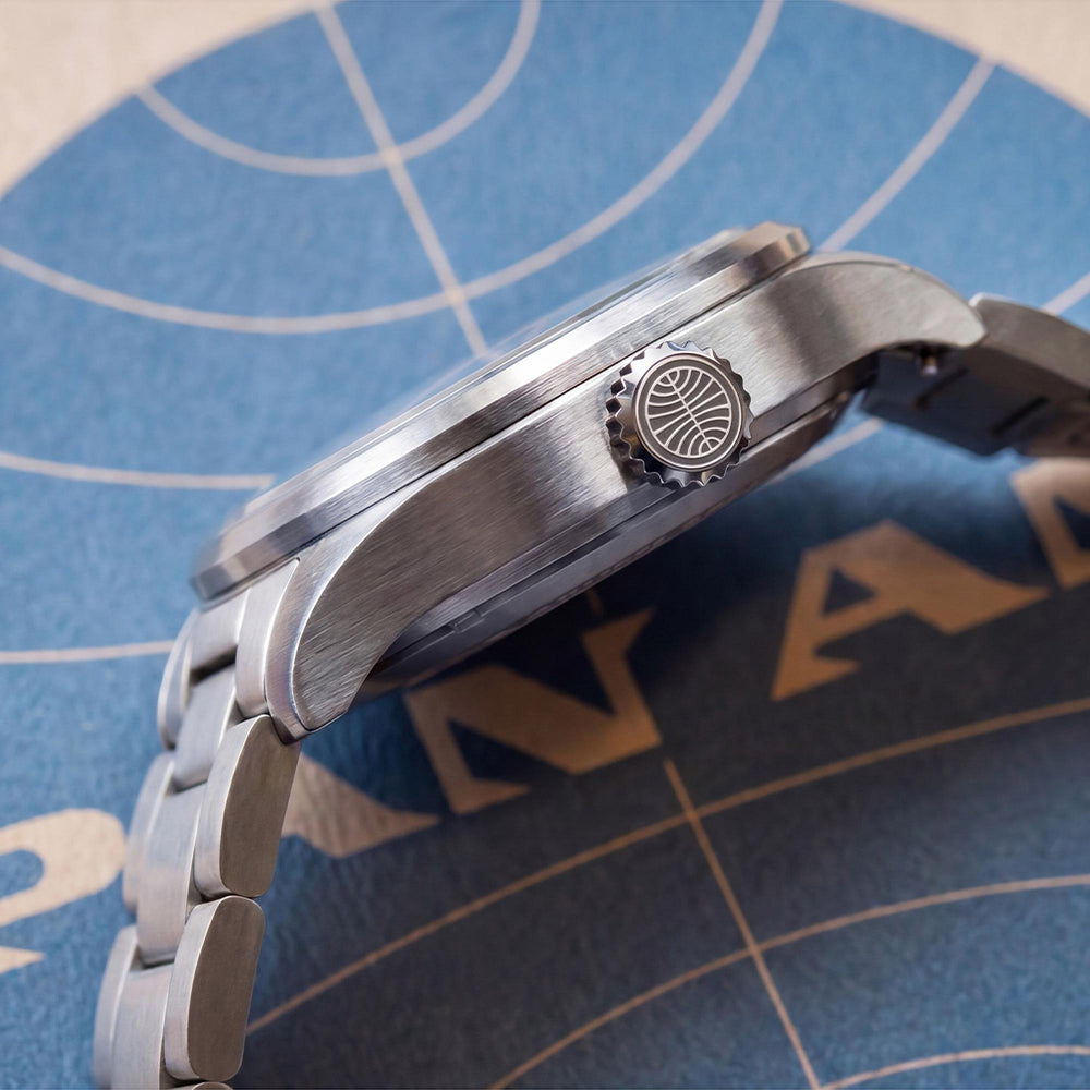 Waterbury Gmt x Pan Am Gmt 41mm Stainless Steel Band