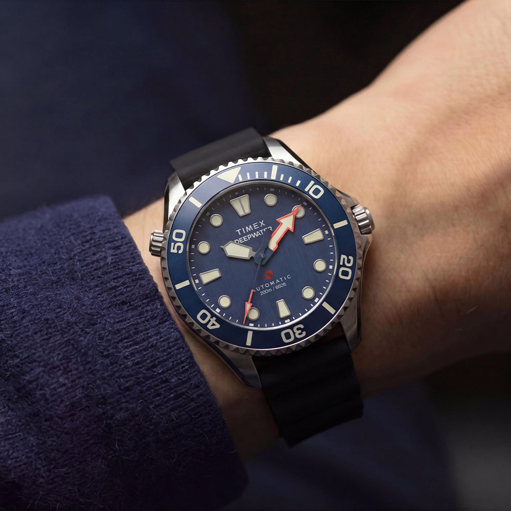 Deepwater Meridian 200 Hev Automatic 44mm Resin Band