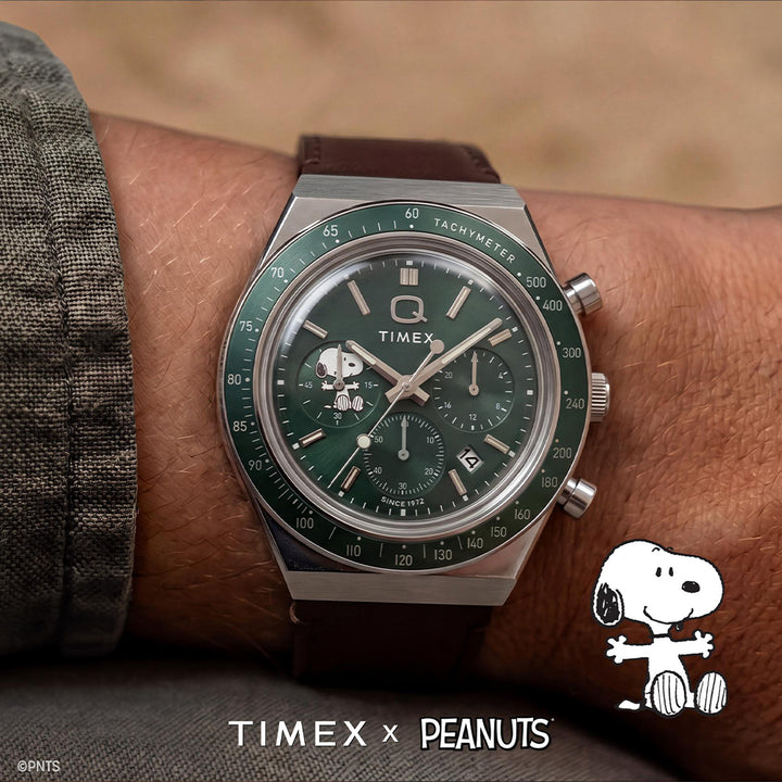 Q Timex x Peanuts Chronograph 40mm Leather Band